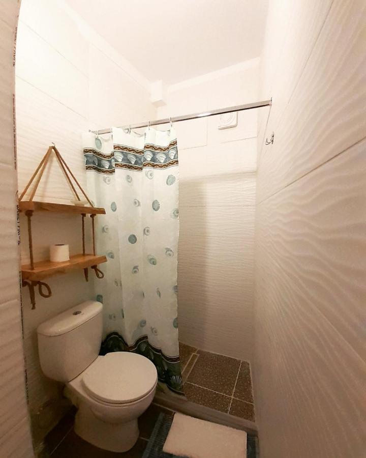 At Pikotiko'S - Korca City Rooms For Rent Buitenkant foto