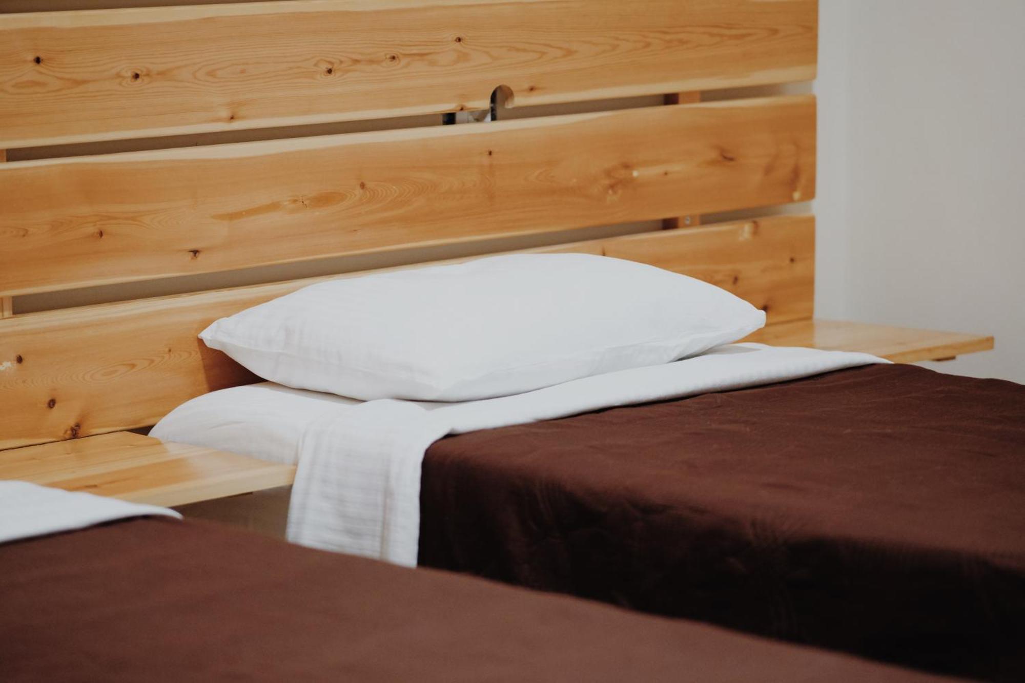At Pikotiko'S - Korca City Rooms For Rent Buitenkant foto